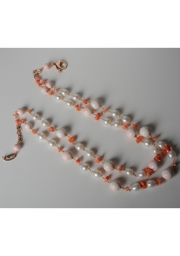 Collana a due fili conchiglia e corallo rosa, perle di fiume CN2333