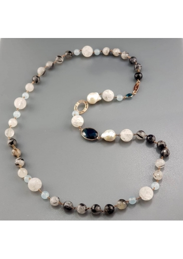 Chanel quarzo grigio perle barocche, giada celeste, cristallo di rocca satinato﻿