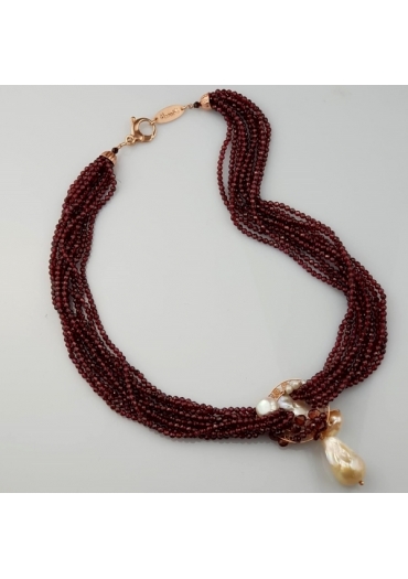 Collier granato diamond 2 mm,centrale in filigrana realizzato a mano﻿