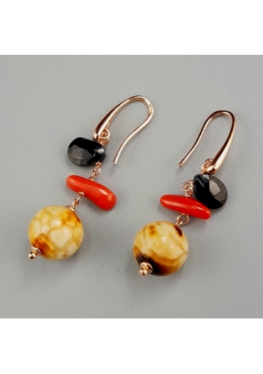Orecchini spinello nero, corallo sardo, paesina﻿