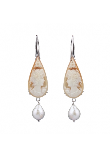 Orecchini cammeo sardonico, perle coltivate﻿