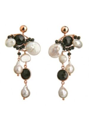 Particolarissimi orecchini fatti interamente a mano in agata nera, perle coltivate d'acqua dolce arg.925 placcato oro rosa trattato con e-coating