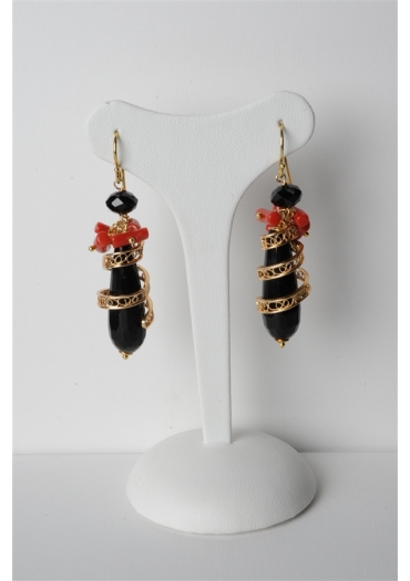 Orecchini, Corallo rosso, agata nera, spirale filigrana – cod:OR1378