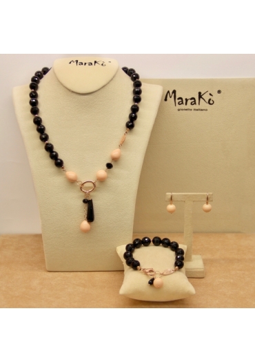 Agata nera e corallo bamboo rosa.Indossabile laterale, con o senza ciondoli﻿