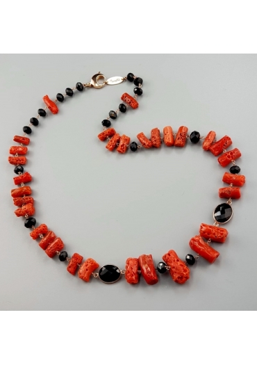 Chanel corallo rosso sardo,agata nera 64 cm﻿