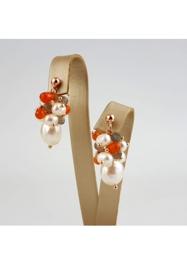 Orecchini grappolo, perle coltivate, corniola, labradorite﻿